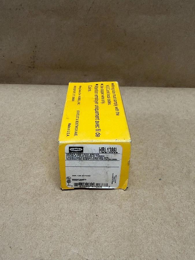 Hubbell HBL1386L Series 1300 Lock Switch, 2-Pole, 2 Throw, 3 Position, 20A