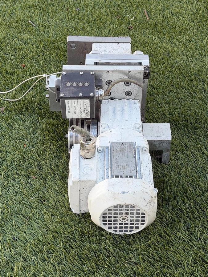 Used SEW-Eurodrive W20 DR63L6/TH 0.18Kw @ 870 Rpm Right-Angle Gearmotor