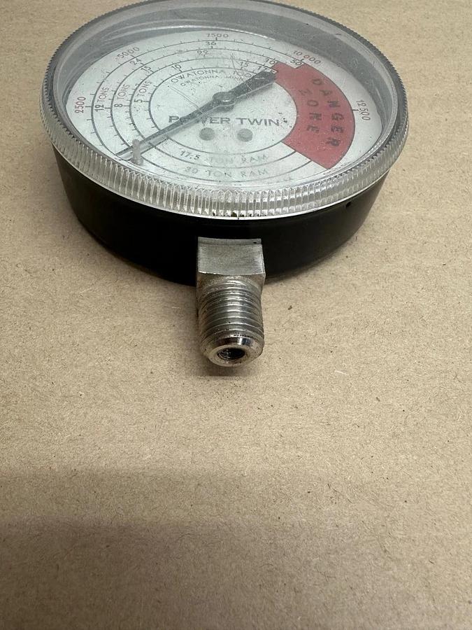 Owatonna Tool Company 89017 Power Twin Pressure Gauge *NEW*