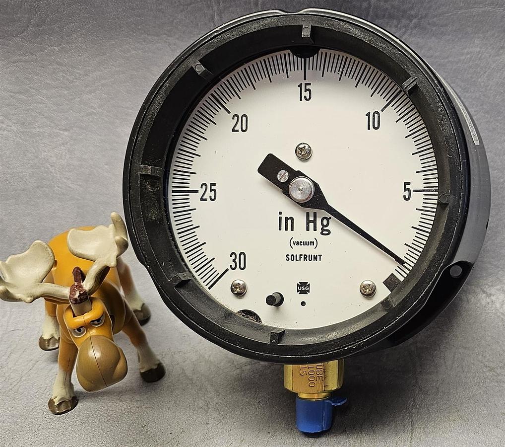 Used Solfrunt SST 316 Pressure Gauge PSI 60 dial # 33003
