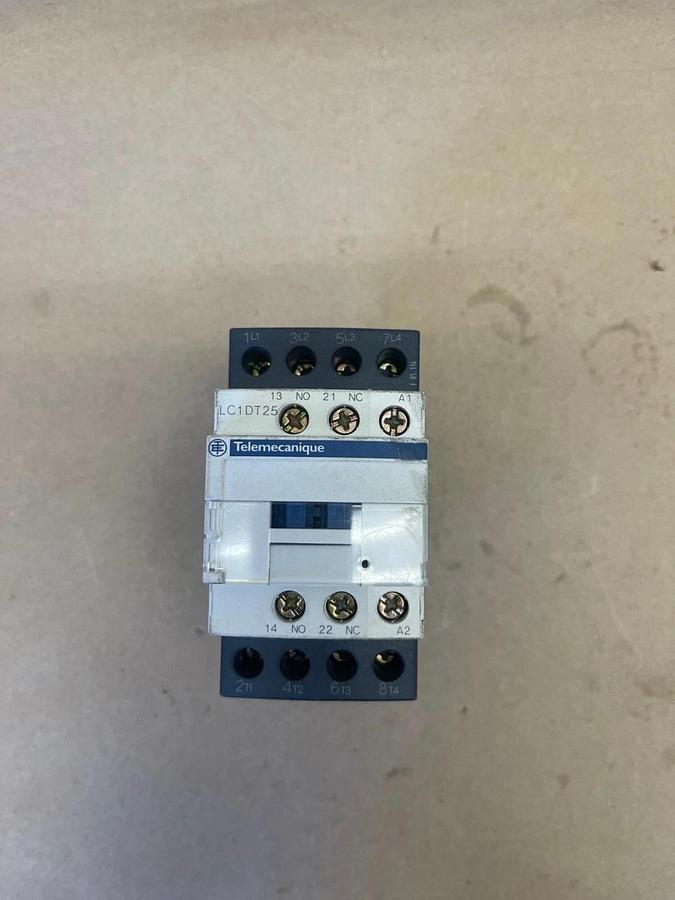 Used Schneider Electric Telemacanique LG1DT25 Contactor, 25A, 3 Ph, 10Hp at 600VAC