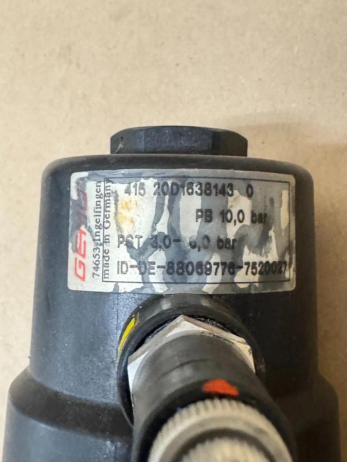 Used Gemü 415 20D1638 143 Pneumatically Actuated Butterfly Valve, DN20, 3/4” Fittings
