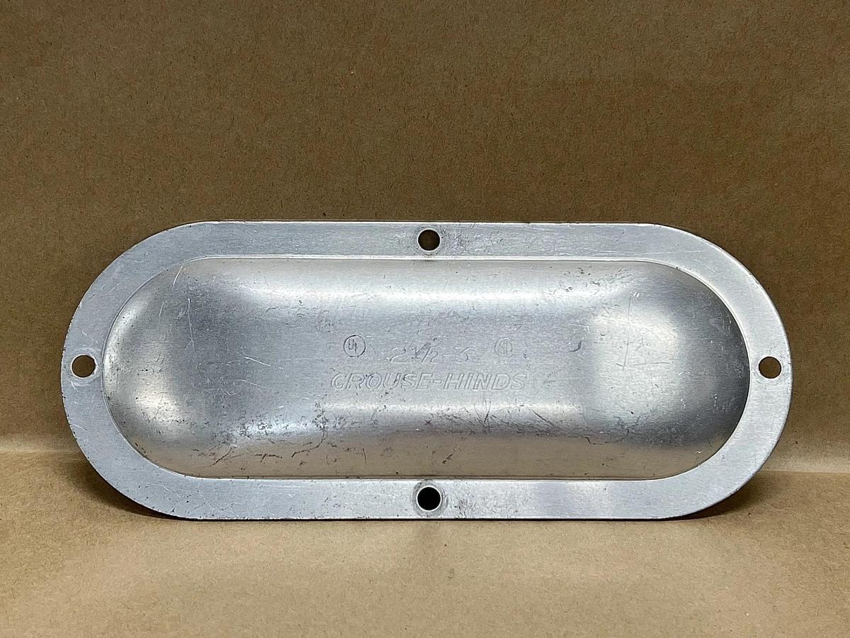 Used Crouse-Hinds 2 1/2-3" Conduit Outlet Body Cover - Lot of 3