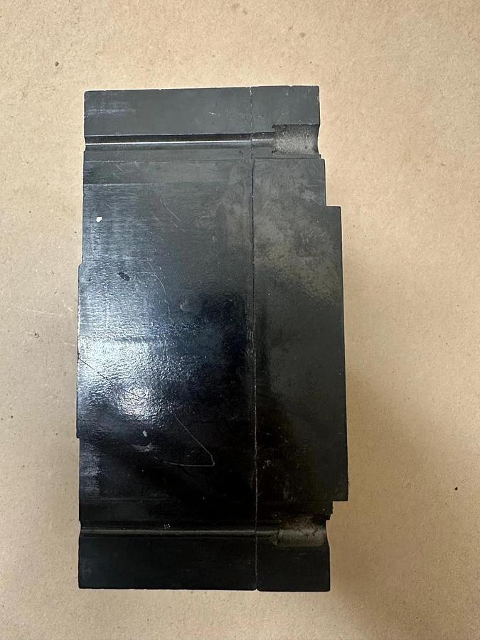Used General Electric TED134040 40A 3 Pole Circuit Breaker