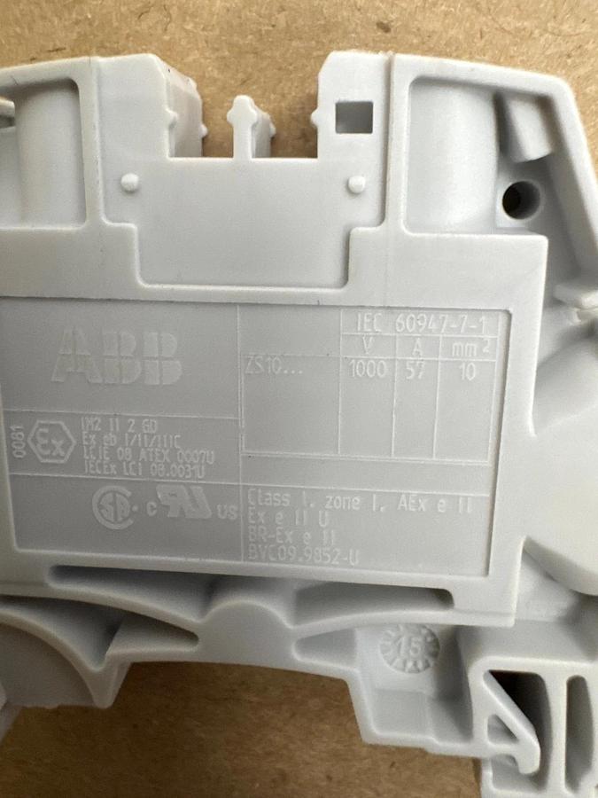 Used ABB 1SNK508010R0000 Terminal Blocks (Qty 50 Pcs) *NEW*