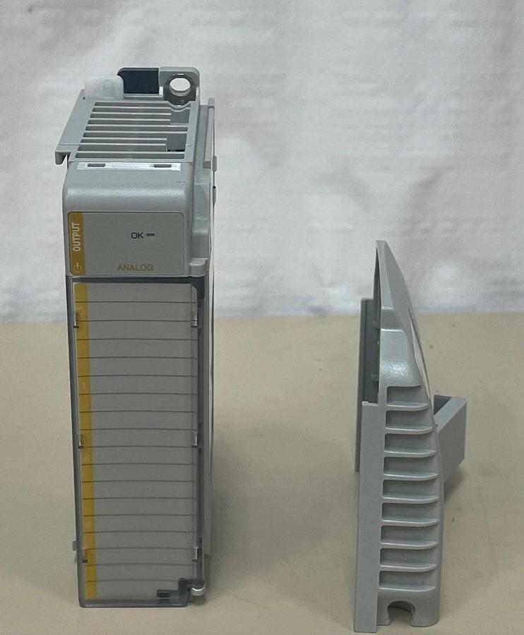 Used Allen Bradley 1769-OF4, 4 Channel Output Module, Compact I/O w/ 1769-ECR