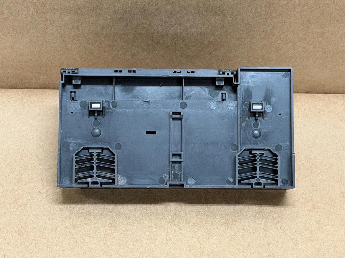 Used Siemens 193-1CL00-0XA0 & 133-1BL00-0XB0 Terminal Block
