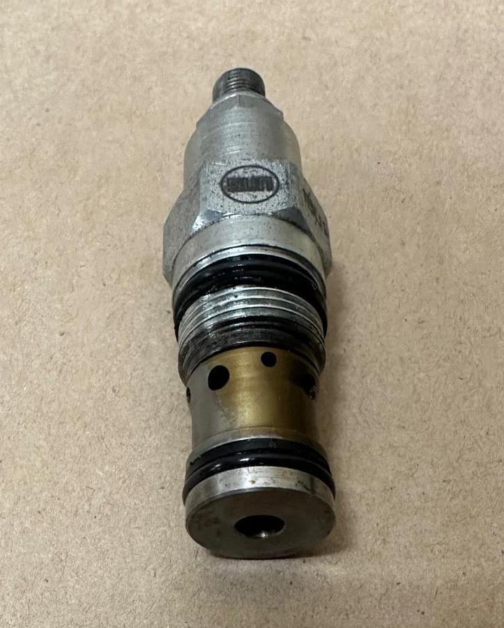 Used Sun Hydraulics FDBA-LAV Fully Adjustable Pressure Compensated Flow Control Valve
