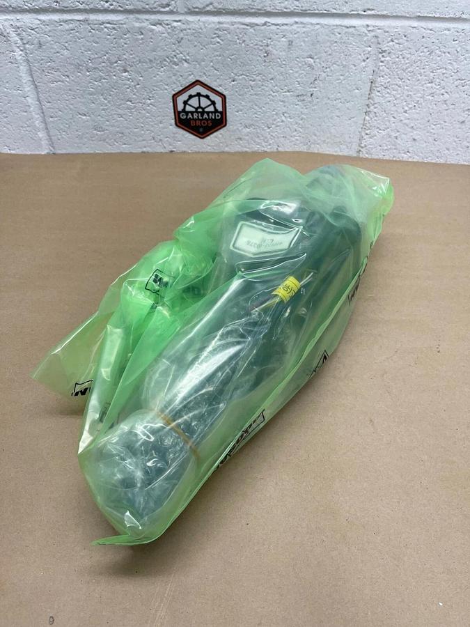 Doosan 410113-00378 Left-Hand (LH) Joystick Valve, Hydraulic Joystick Valve Assy