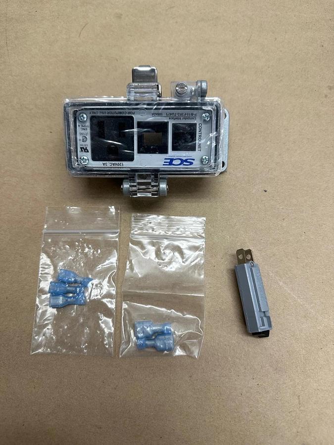 Used Grace Port P-B15-F3R3-TU450 Ethernet Panel Interface Connector *NEW*