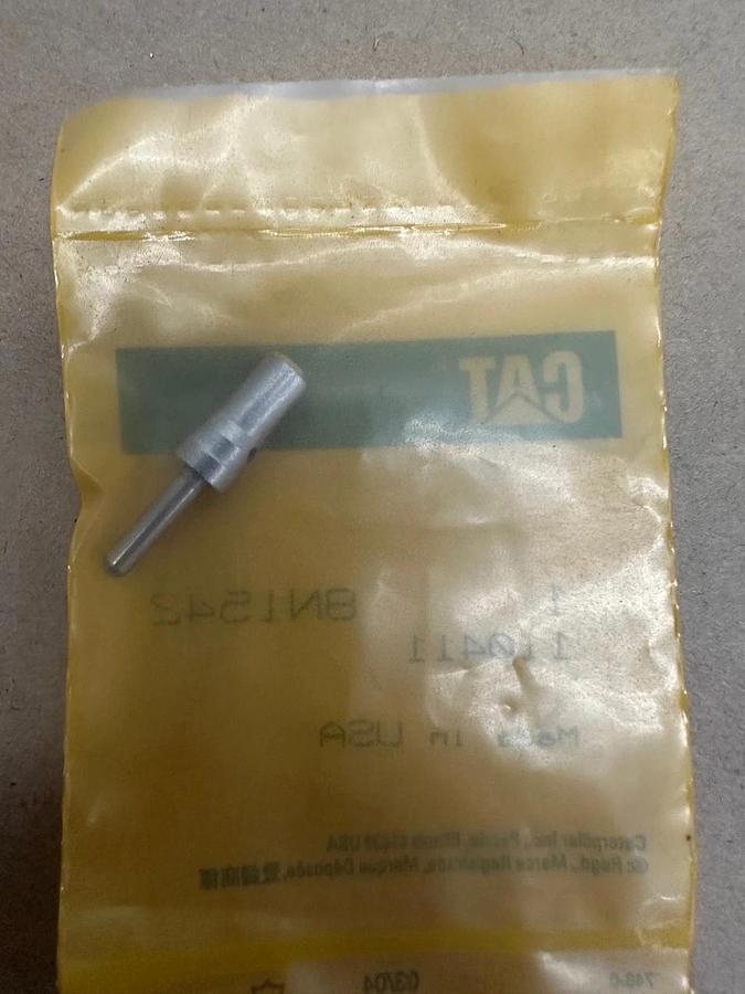 Used CAT 8N-1540, 8N-1542 14-12 AWG Connector Pin (x3), 10AWG Connector Pin (x2) *NEW