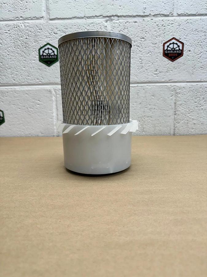 Used NAPA 2134 Gold Air Filter *NEW*