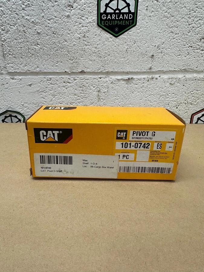 CAT 101-0742 38mm Width Windshield Wiper Pivot *NEW*