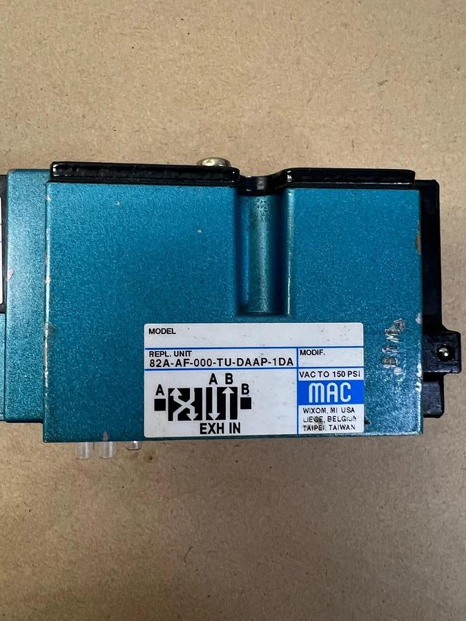 Used MAC 82A-AF-000-TU-DAAP-1DA w/ TU-DAAJ-1DA Valve