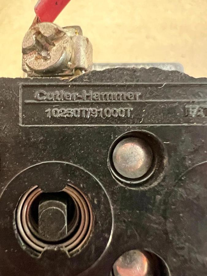 Used Cutler-Hammer 10250T/91000T Red Stop Button