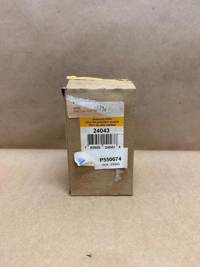 WIX 24043 Fuel Filter *NEW*