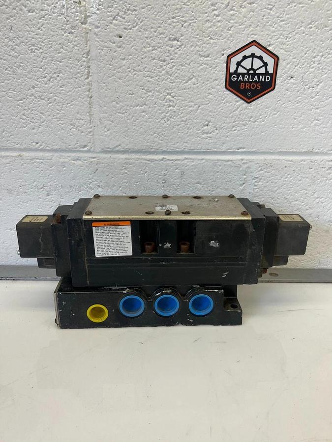 Used Parker R4519BBA53A Pneumatic Valve
