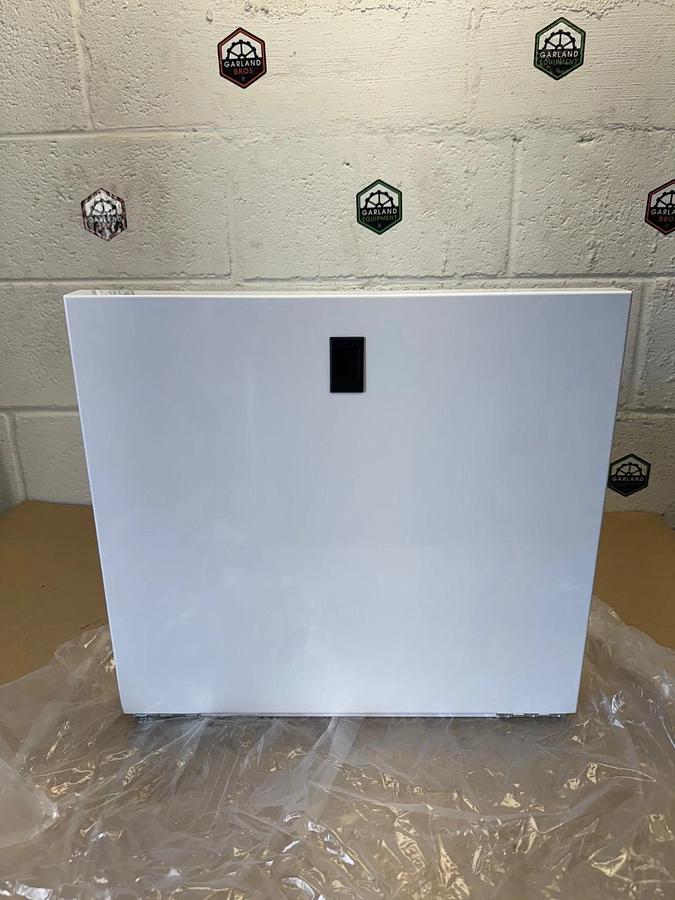 Used Saginaw Control & Engineering SCE-FS1818 Folding Shelf *New*