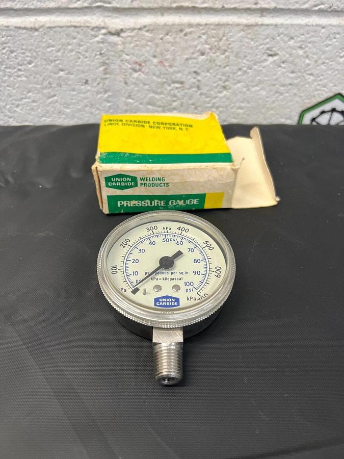 Used Union Carbide SG6340 Pressure Gauge