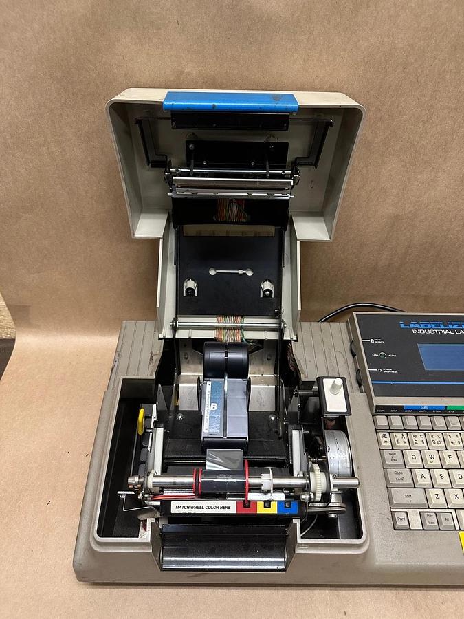 Used Brady Labelizer Plus Label and Sign Maker