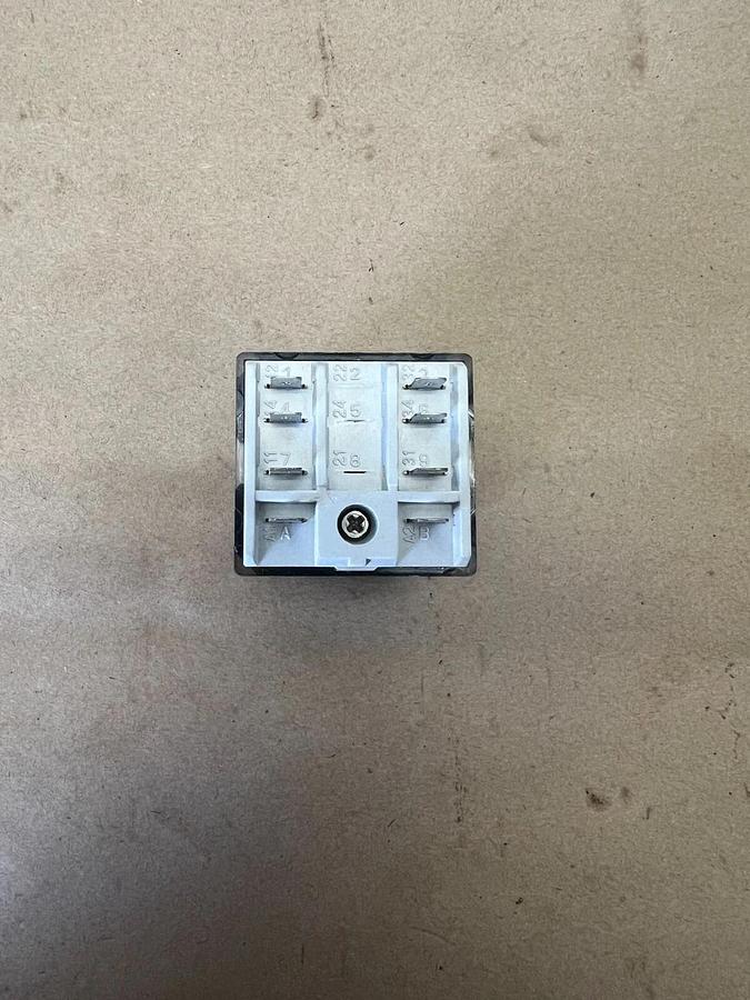 Used Allen Bradley 700-HB32A1 Relay