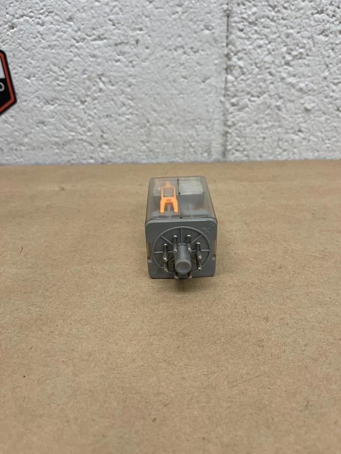 Used Square D 8501KP12V14 Relay, Series F, 24V, 50/60 Hz, 12 A