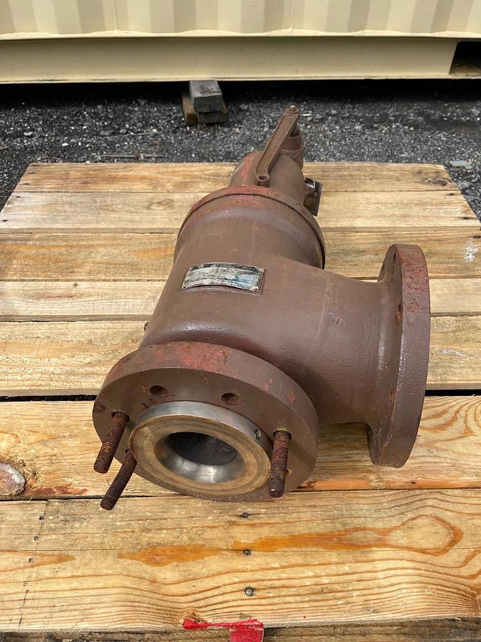 Used Farris Engineering Curtiss Wright, 26PA10-140 S/P Relief Valve 50 psi
