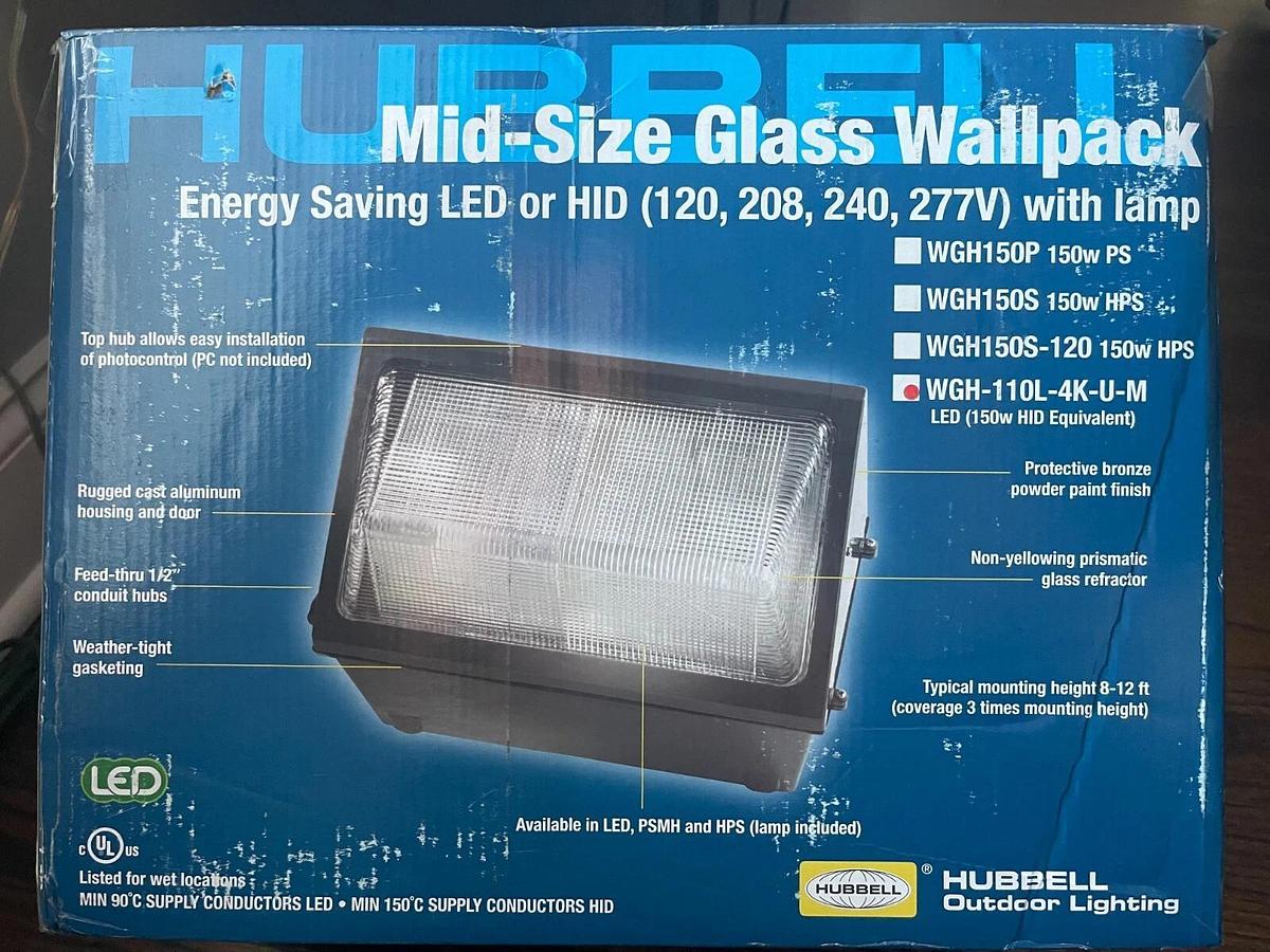 New - open box Hubbell Mid-Size Glass Wallpack WGH-110L-4K-U-M LED (150w HID Equivalent)