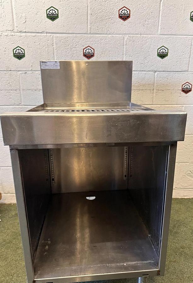Used Glastender - DBGR-18, Under Bar Glass Rack Storage/Drain Board, Missing Shelving