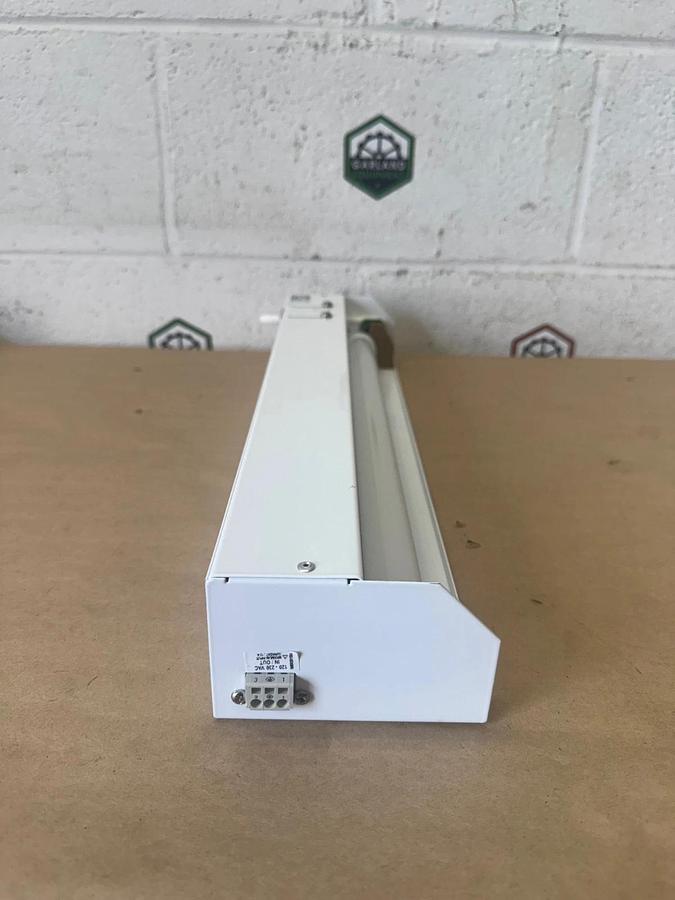 Saginaw (SCE) SCE-LF18NO, LED Light 18”, 120-230VAC, 50/60Hz, 700 Lm, 8W