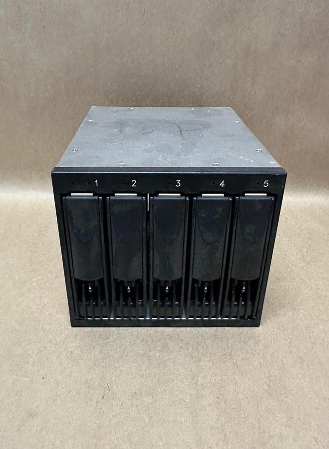 Used 5 Bay SATA Vertical Enclosure w/ Trays