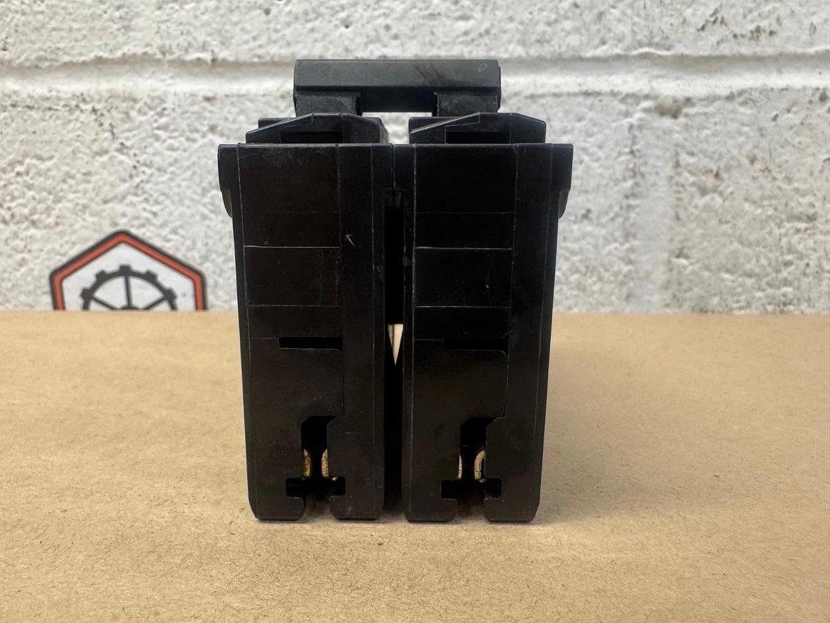 Used Siemens Q2100 2 Pole 100A Circuit Breaker