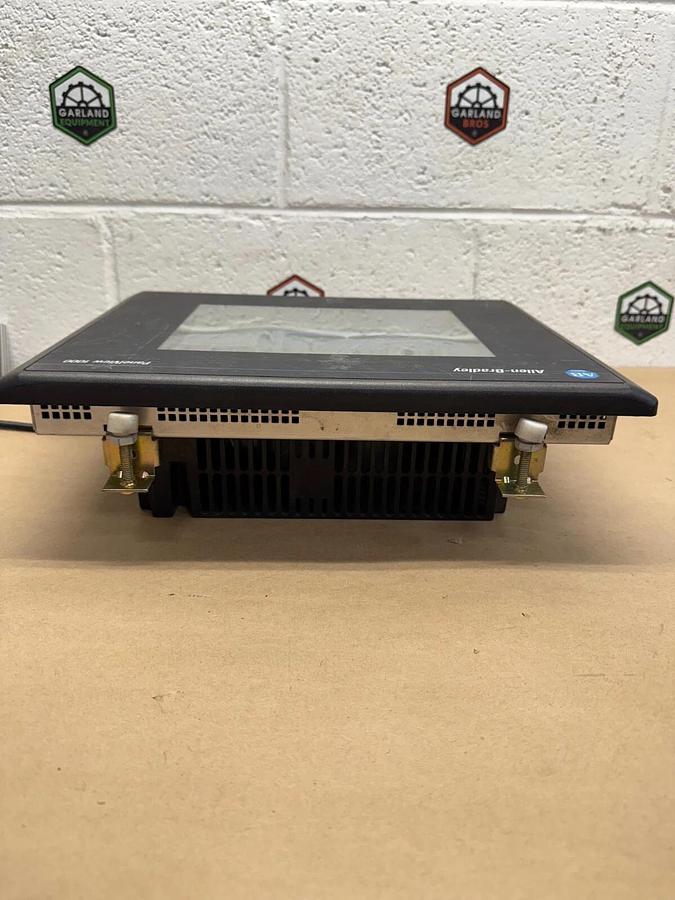 Used Allen- Bradley 2722-T10C20X PanelView 1000 Ser D, 100-240VAC, 0.4-0.25A, 50/60Hz