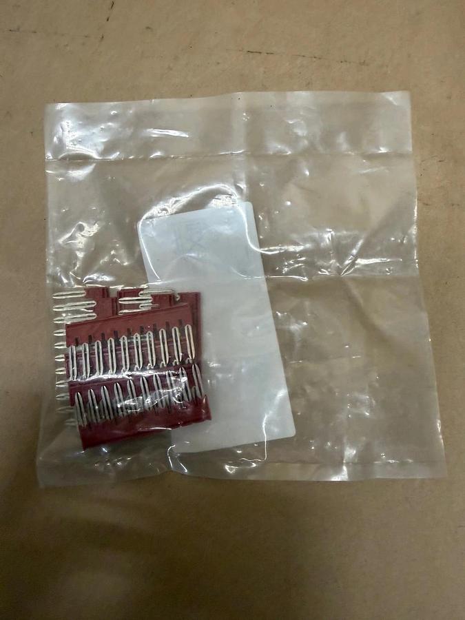 Used Phoenix Contact FBSR 10-5 Plug-In Bridge, 10 pcs *FACTORY SEALED*