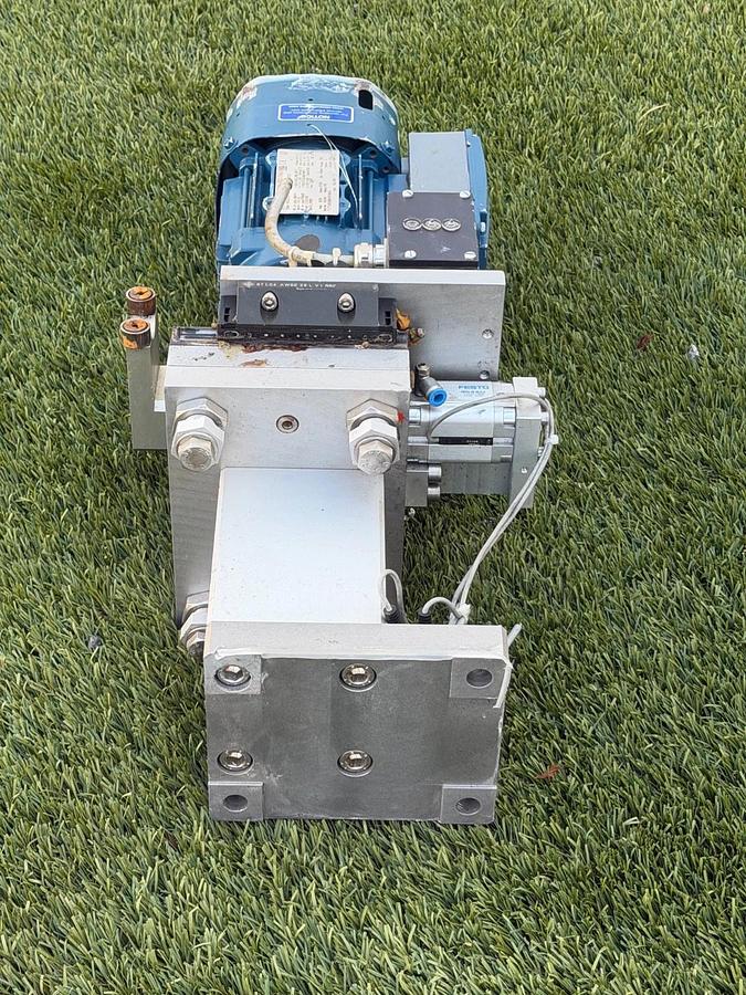 Used SEW-Eurodrive W20DRS71S4BE05HR/TH/ES7C 0.5Hp @ 1380 Rpm Right-Angle Gearmotor