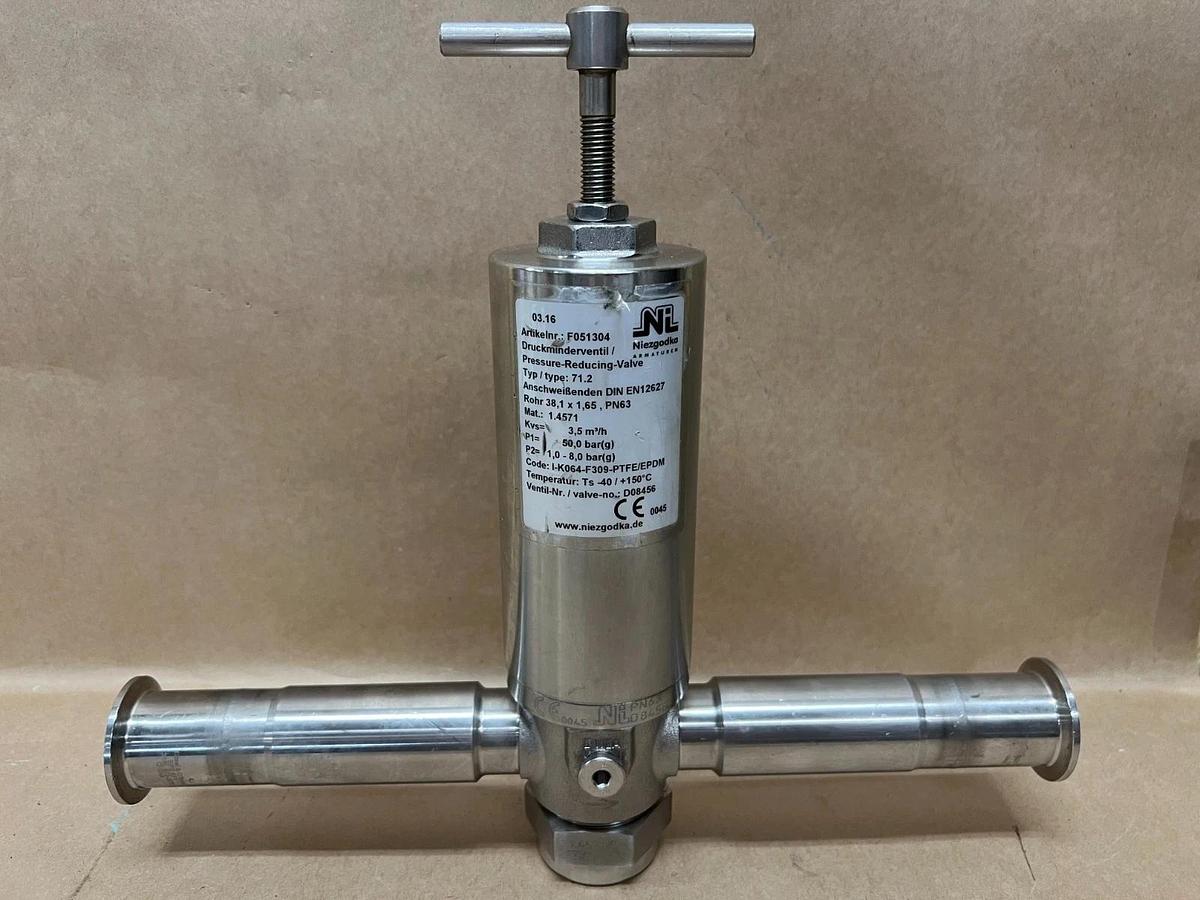 Used Niezgodka Armaturen F051304 Type 71.2, Pressure Reducing Valve