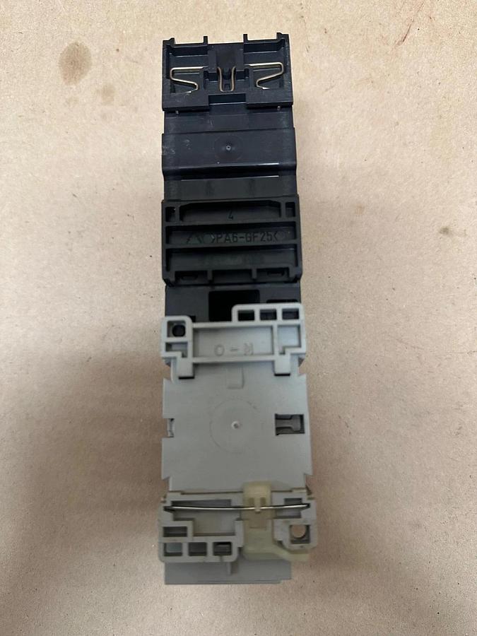 Used Allen Bradley 140M-C2E-C10 Ser C Circuit Breaker w/ 100-C09*10 Contactor