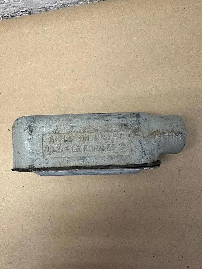 Used Appleton LR Form 35, 3/4” Conduit - Lot of 2