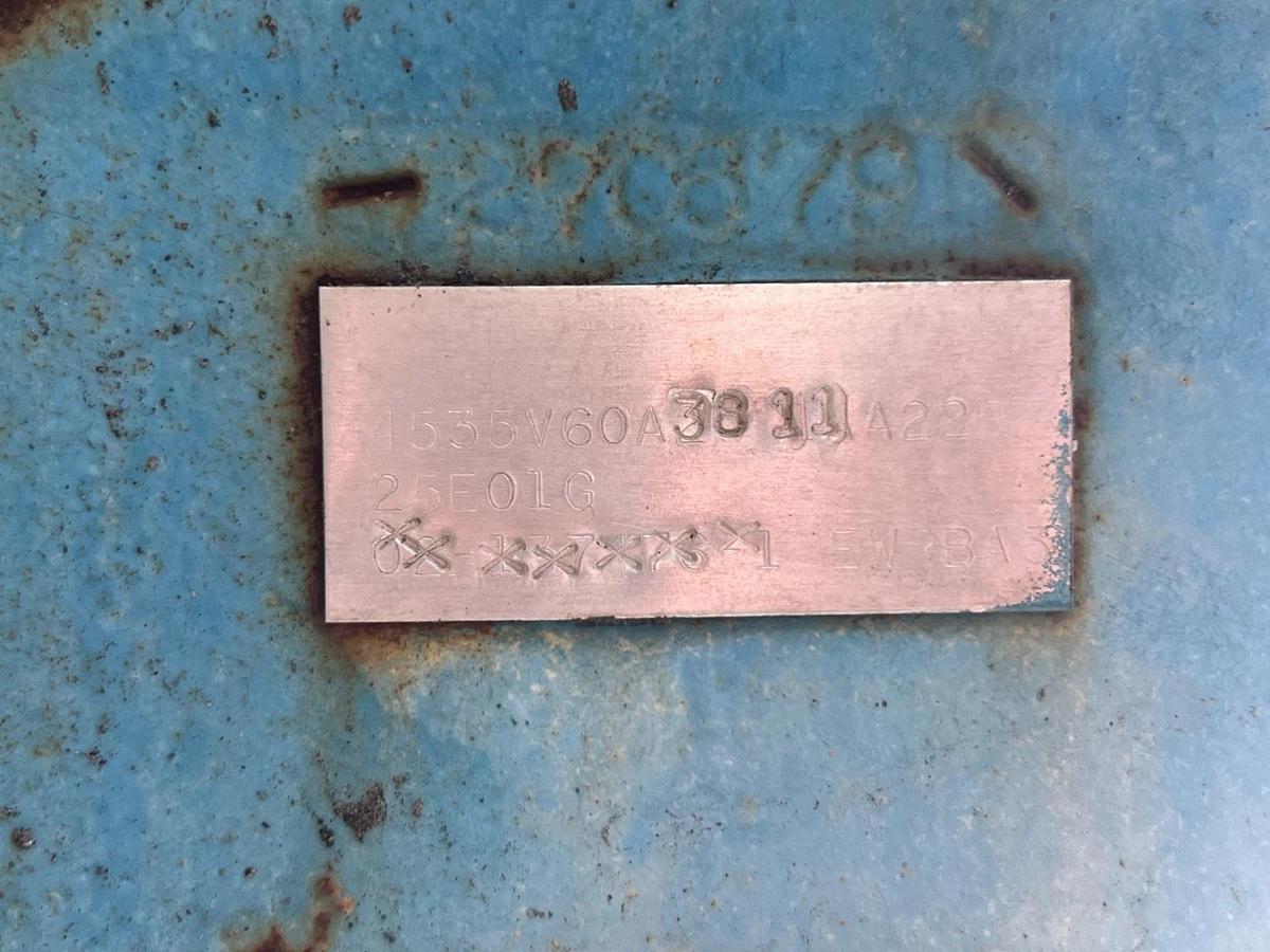 Used Vickers 4535V60A3811A22 Fixed-Displacement Double Vane Pump Assembly