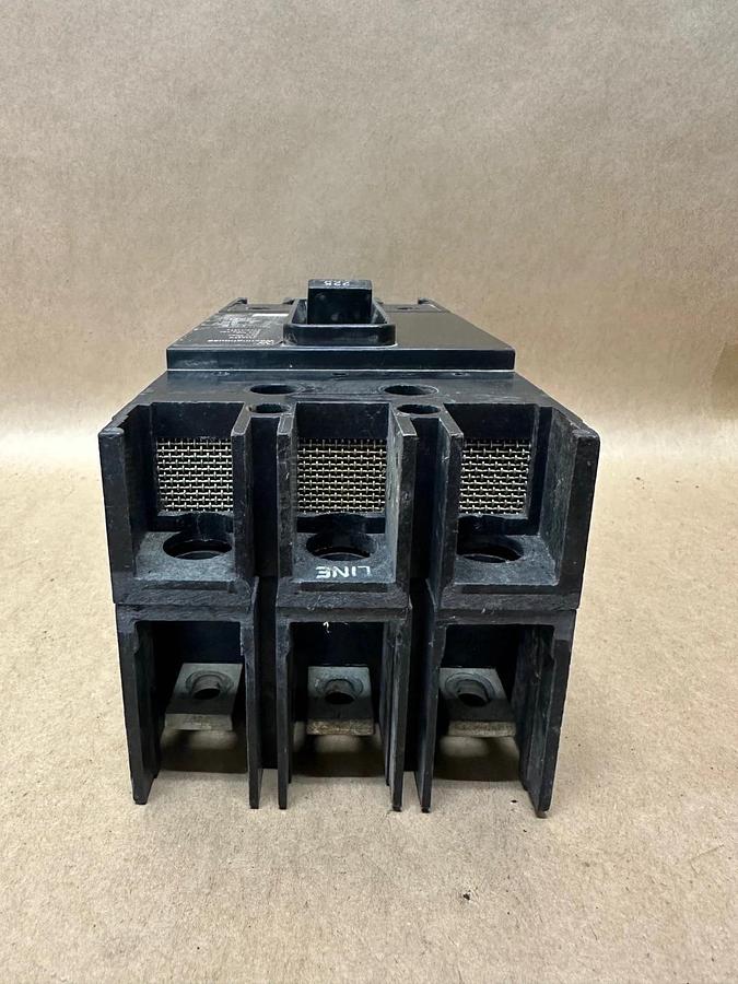 Used Westinghouse JB3225W 225A 3 Pole Circuit Breaker