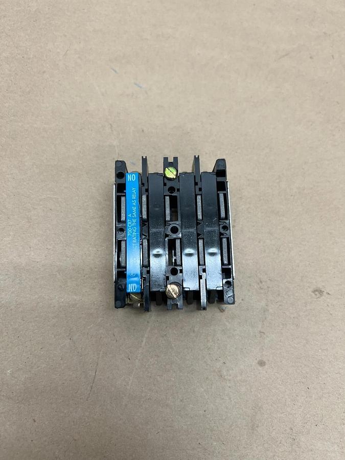 Used Allen Bradley 700-RB10 Control Relay Accessory
