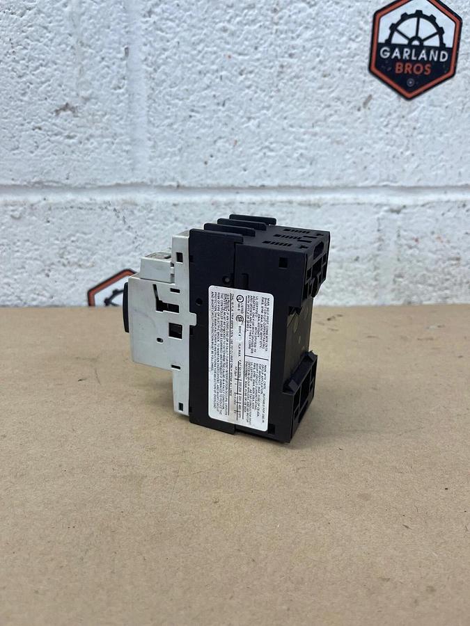 Used Siemens 3RV1021-1EA10 Circuit Breaker, Sirius