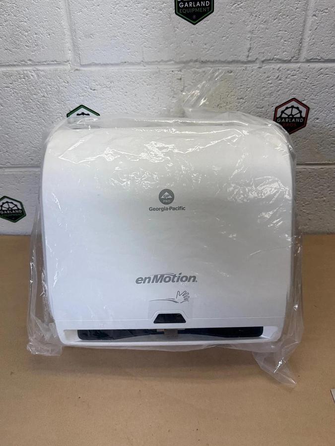 Used 10" Automated Touchless Roll Towel Dispenser (White) 59447A *NEW*