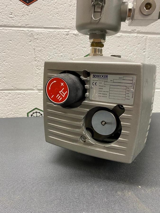 Used Becker VT4.10 Vacuum Pump, 1420/1700 RPM, 10/12 m3/h, 150/150 mbar
