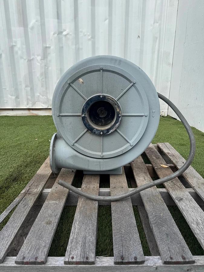 Used Ventur MPB-220T Centrifugal Fan w/ 3Hp Motor