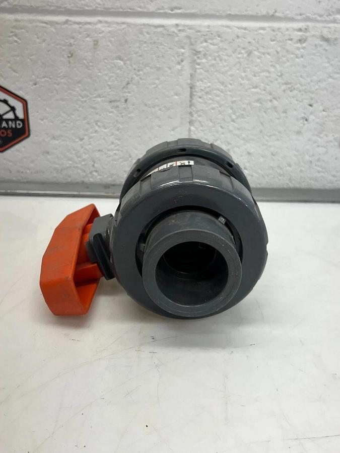 Used Hayward 1-1/4” PVC True Union Ball Valve
