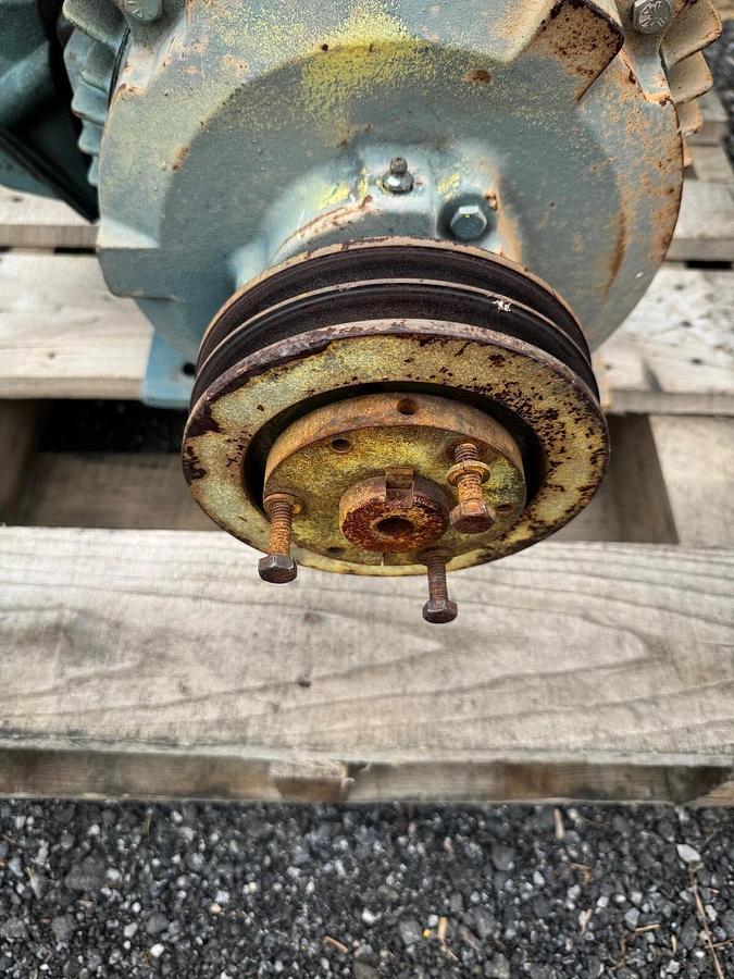 Used Reliance Electric P25G4555B E-Master AC Motor 20Hp @ 1760RPM 50.8/25.4A 230/460V
