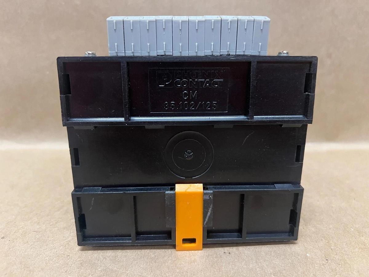 Used Dold Error Display Module w/ Phoenix Contact CM 35.102/125 Power Supply