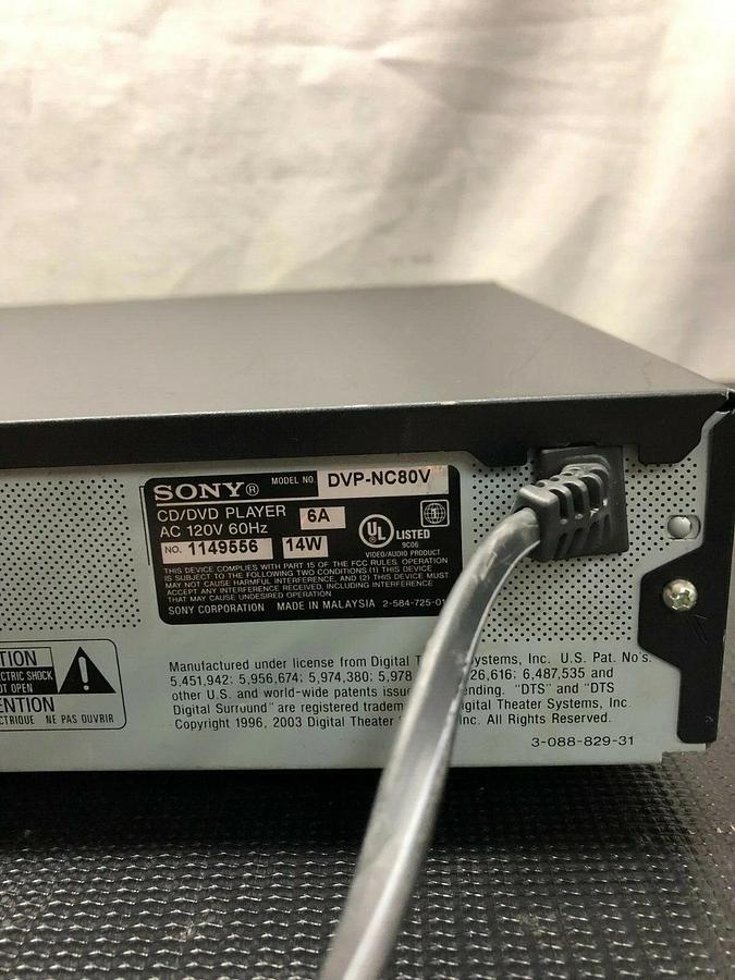 Used Sony DVP-NC80V 5 Disc DVD/CD Player - including remote