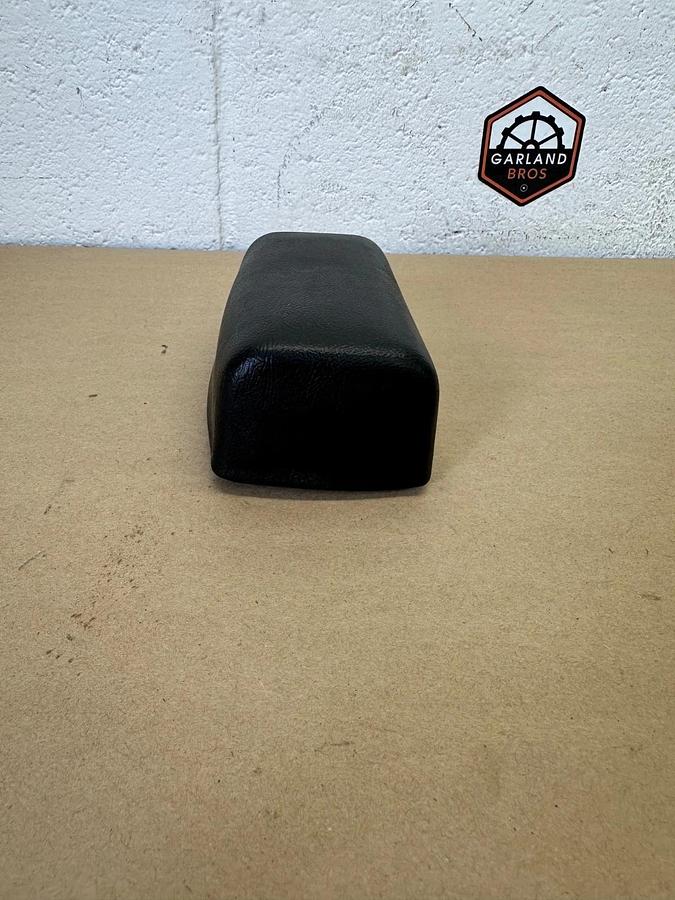 Used CAT 4V-1135 Cushion A